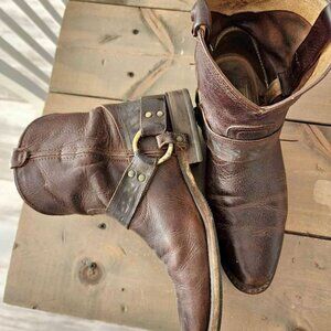 Womans Frye harness boots